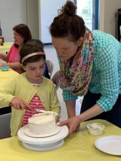 Cake Decorating for Mother's Day